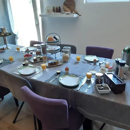 Bourgondisch Bed & Breakfast Lomm